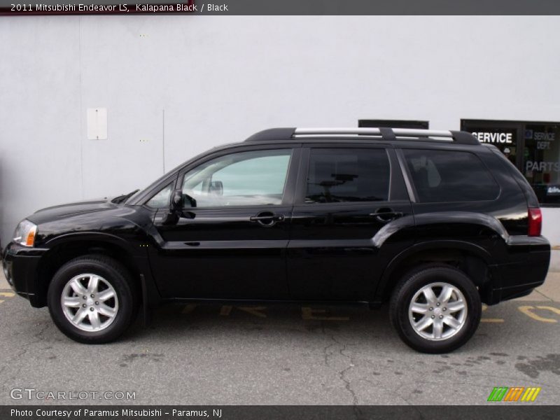 Kalapana Black / Black 2011 Mitsubishi Endeavor LS