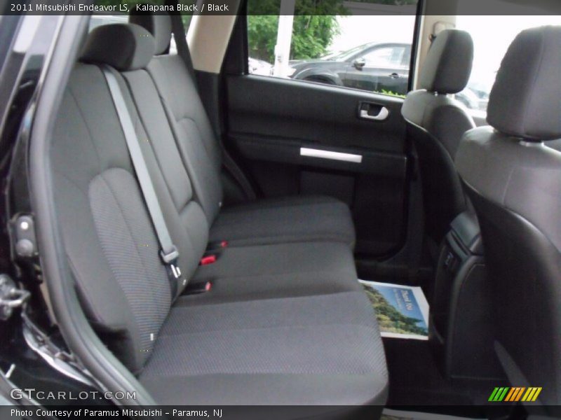 Kalapana Black / Black 2011 Mitsubishi Endeavor LS
