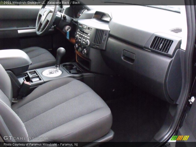 Kalapana Black / Black 2011 Mitsubishi Endeavor LS