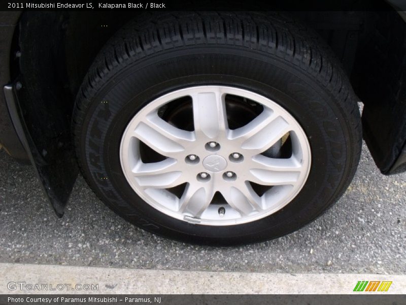 Kalapana Black / Black 2011 Mitsubishi Endeavor LS