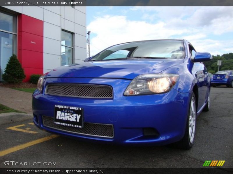 Blue Blitz Mica / Dark Charcoal 2006 Scion tC