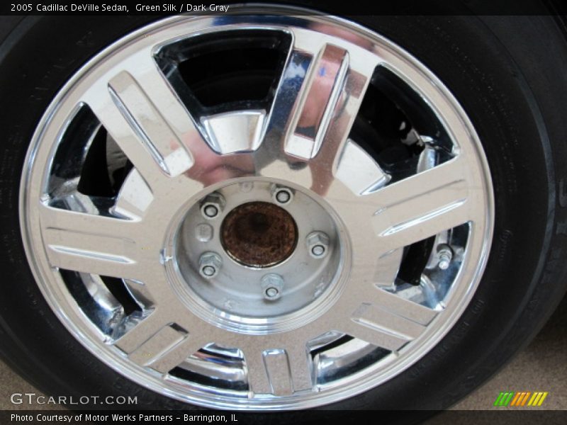 Green Silk / Dark Gray 2005 Cadillac DeVille Sedan