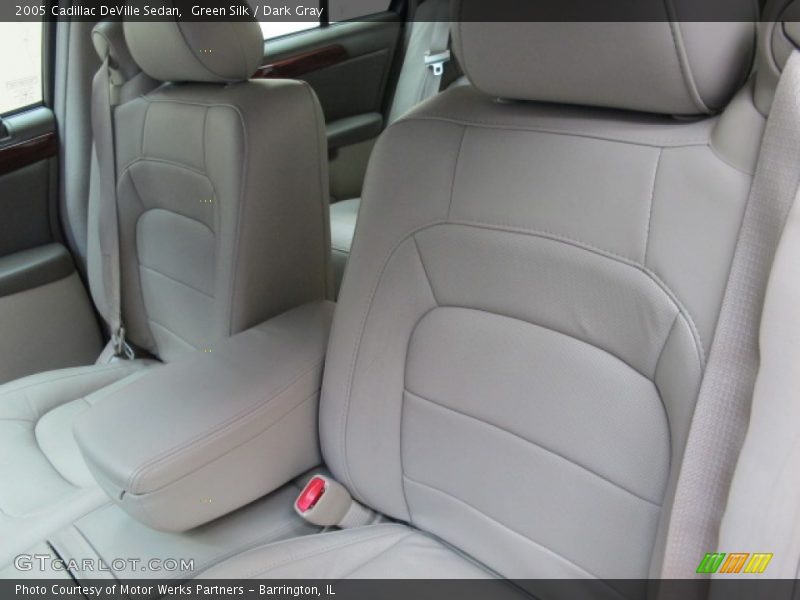 Green Silk / Dark Gray 2005 Cadillac DeVille Sedan