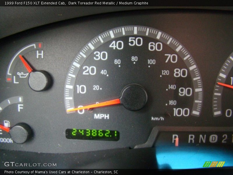 Dark Toreador Red Metallic / Medium Graphite 1999 Ford F150 XLT Extended Cab