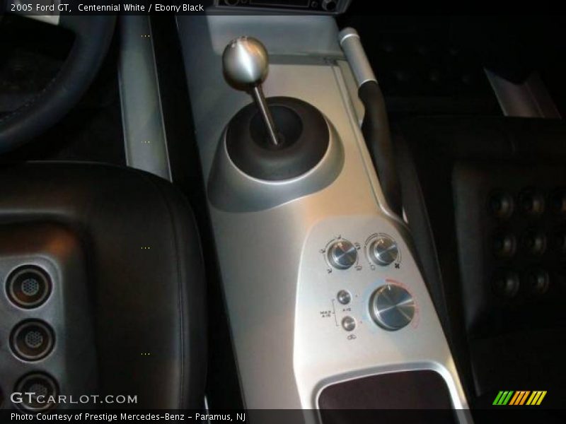 Controls of 2005 GT 