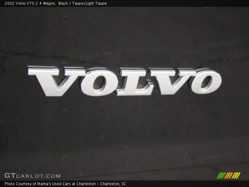 Black / Taupe/Light Taupe 2002 Volvo V70 2.4 Wagon