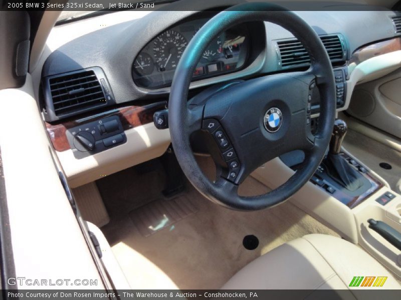 Jet Black / Sand 2005 BMW 3 Series 325xi Sedan