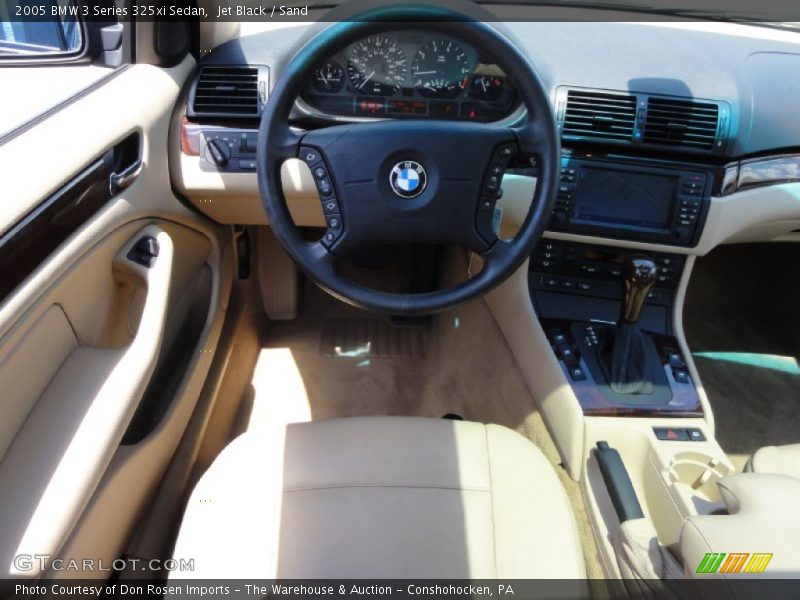 Jet Black / Sand 2005 BMW 3 Series 325xi Sedan