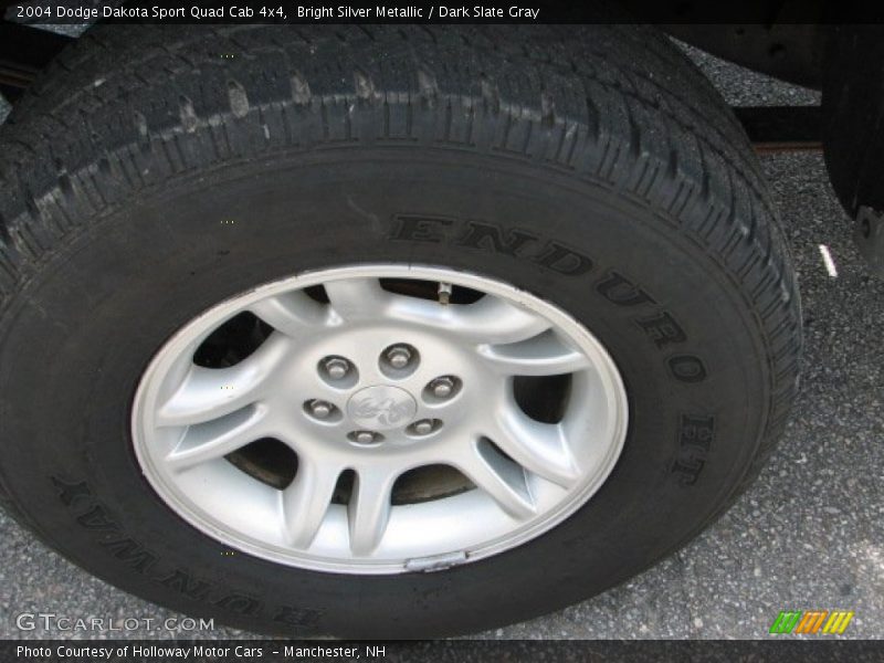 Bright Silver Metallic / Dark Slate Gray 2004 Dodge Dakota Sport Quad Cab 4x4