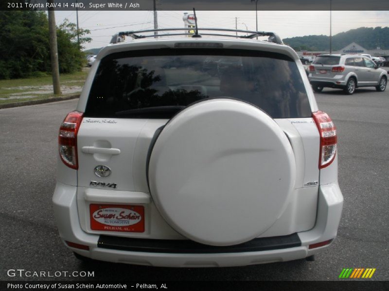 Super White / Ash 2011 Toyota RAV4 I4 4WD