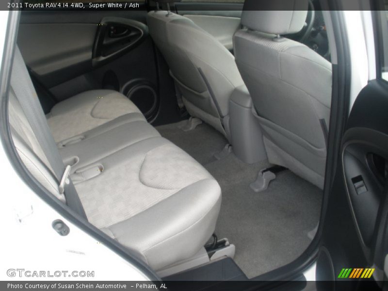 Super White / Ash 2011 Toyota RAV4 I4 4WD