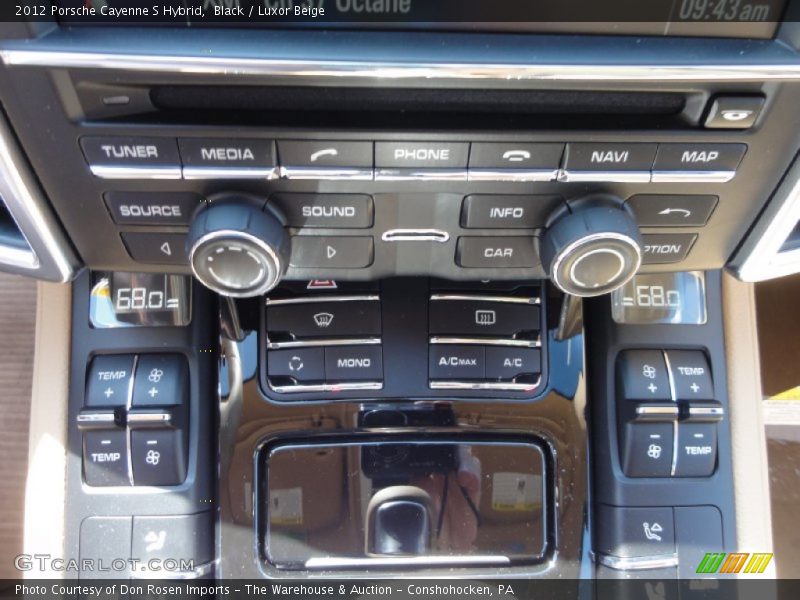 Controls of 2012 Cayenne S Hybrid