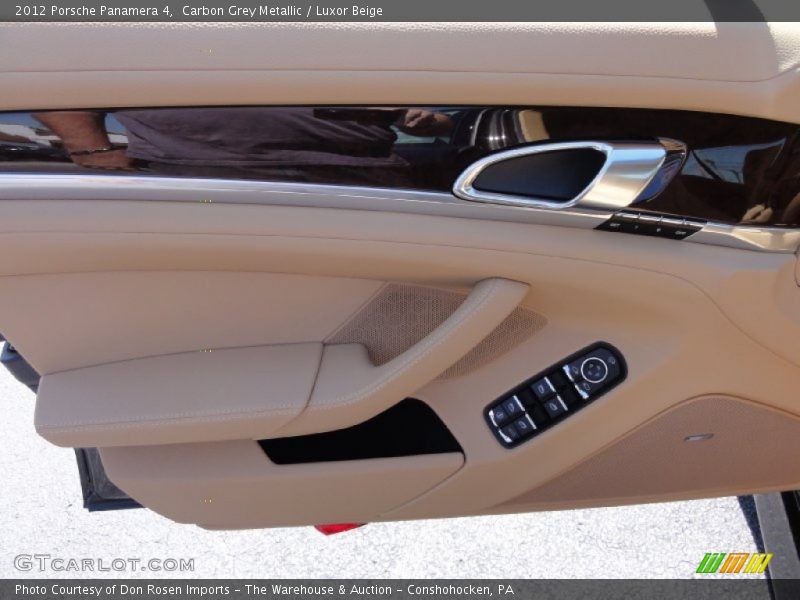 Door Panel of 2012 Panamera 4