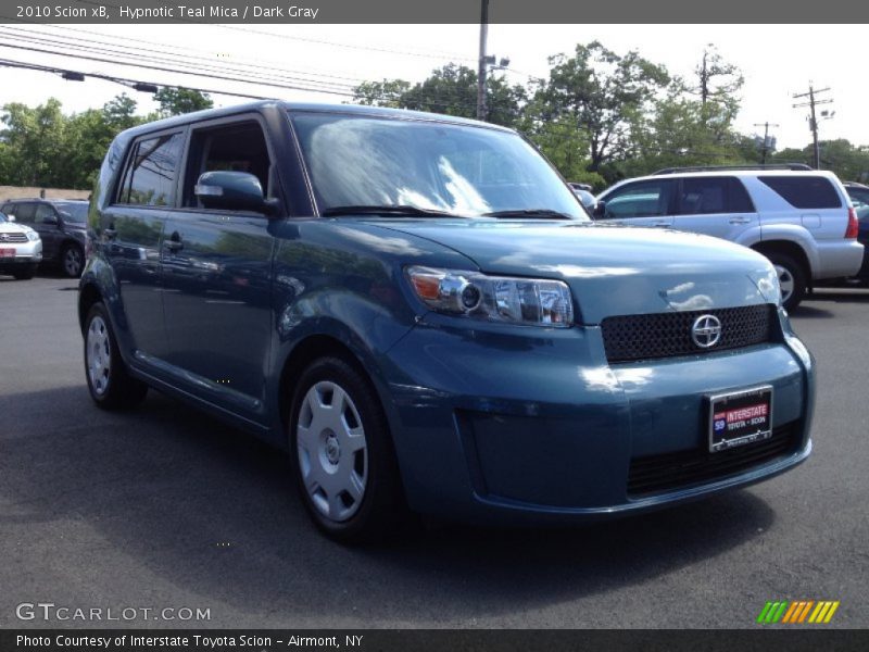 Hypnotic Teal Mica / Dark Gray 2010 Scion xB