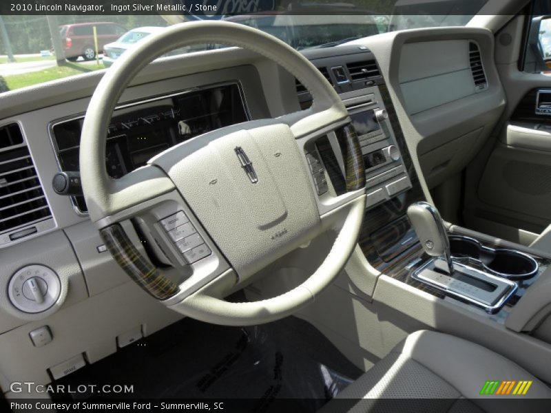  2010 Navigator  Stone Interior