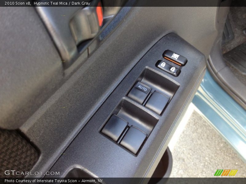 Hypnotic Teal Mica / Dark Gray 2010 Scion xB