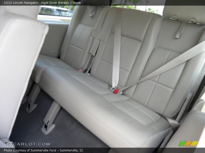 Ingot Silver Metallic / Stone 2010 Lincoln Navigator