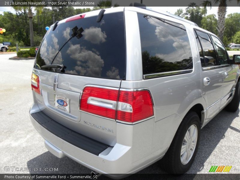 Ingot Silver Metallic / Stone 2010 Lincoln Navigator