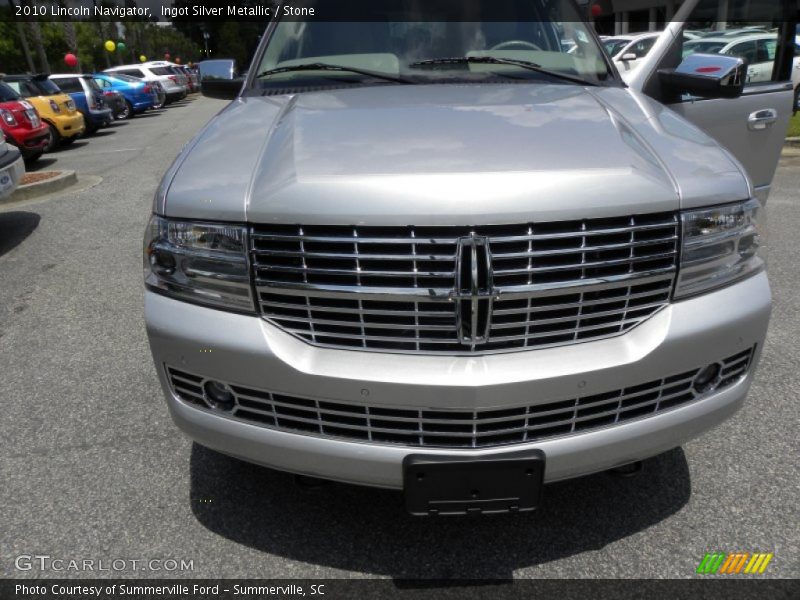 Ingot Silver Metallic / Stone 2010 Lincoln Navigator