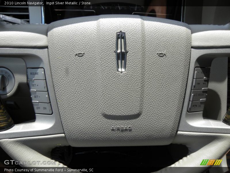 Ingot Silver Metallic / Stone 2010 Lincoln Navigator