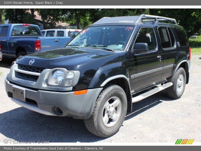 Super Black / Gray 2004 Nissan Xterra
