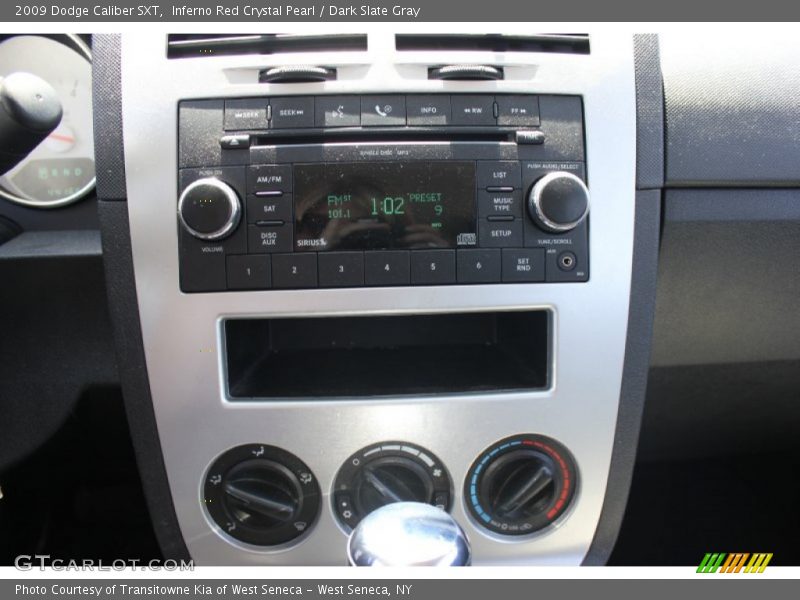 Controls of 2009 Caliber SXT