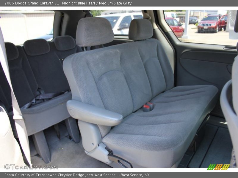 Midnight Blue Pearl / Medium Slate Gray 2006 Dodge Grand Caravan SE