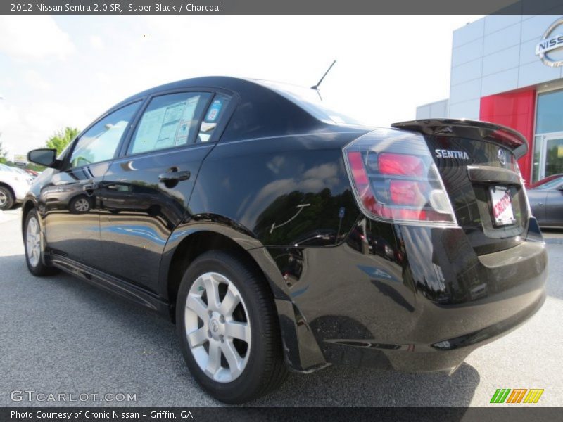 Super Black / Charcoal 2012 Nissan Sentra 2.0 SR