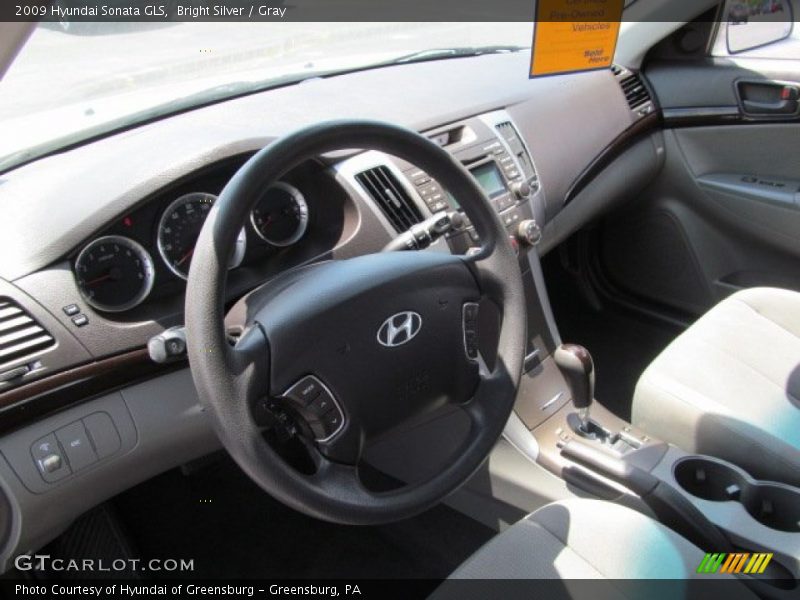 Bright Silver / Gray 2009 Hyundai Sonata GLS