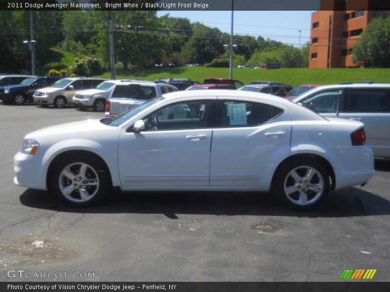 Bright White / Black/Light Frost Beige 2011 Dodge Avenger Mainstreet
