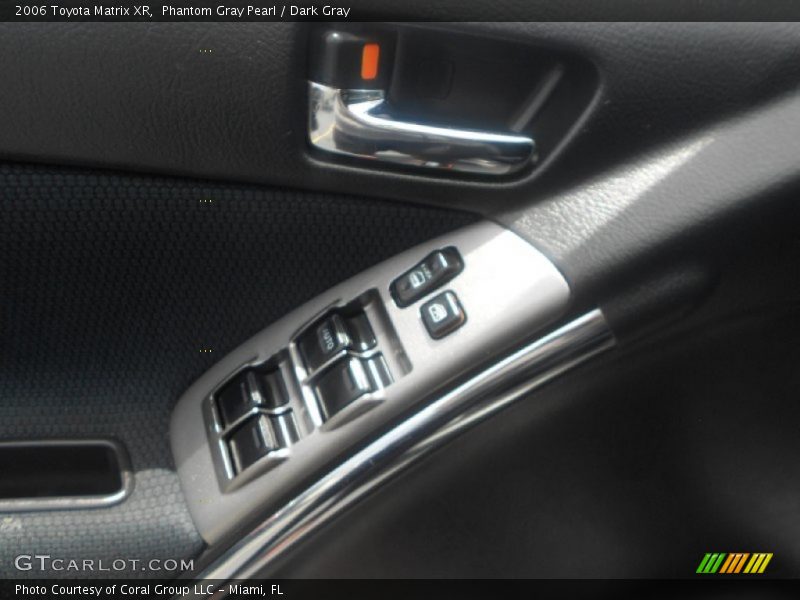 Phantom Gray Pearl / Dark Gray 2006 Toyota Matrix XR