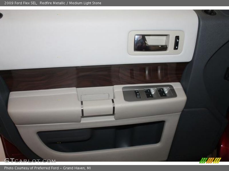 Redfire Metallic / Medium Light Stone 2009 Ford Flex SEL