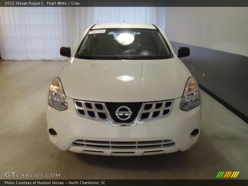 Pearl White / Gray 2012 Nissan Rogue S