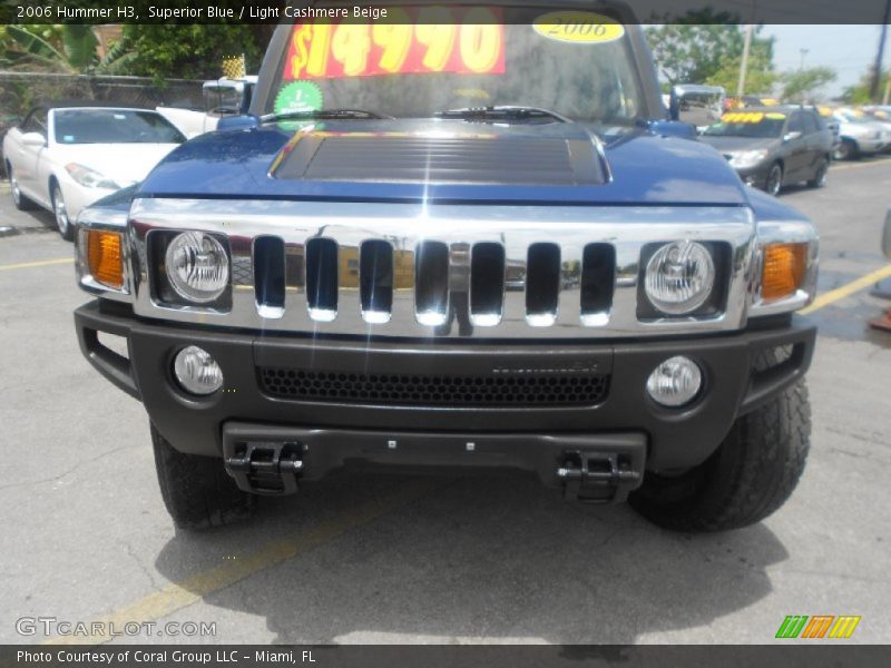 Superior Blue / Light Cashmere Beige 2006 Hummer H3