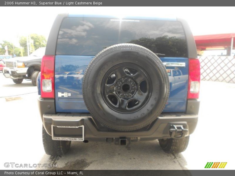 Superior Blue / Light Cashmere Beige 2006 Hummer H3