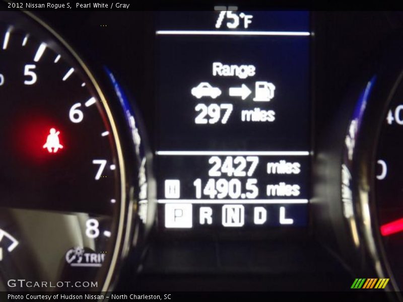 Pearl White / Gray 2012 Nissan Rogue S