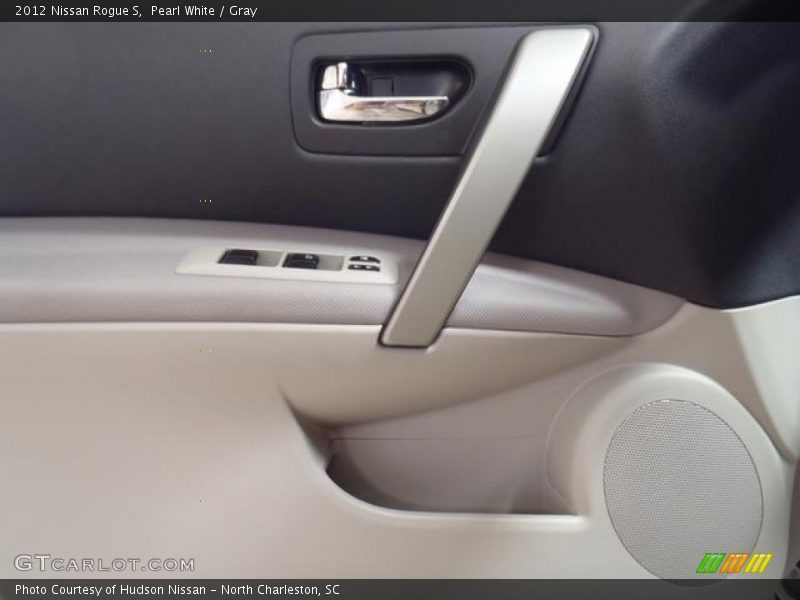 Pearl White / Gray 2012 Nissan Rogue S