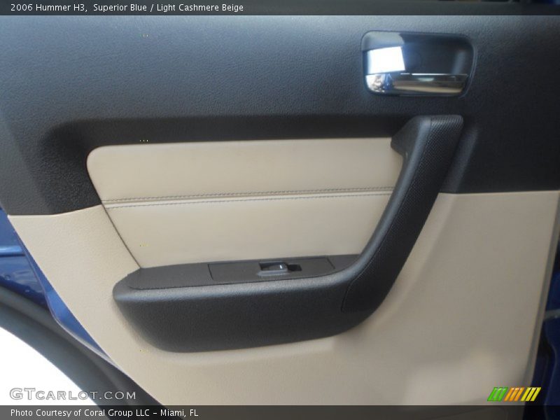 Superior Blue / Light Cashmere Beige 2006 Hummer H3