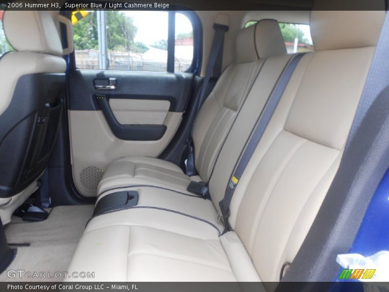 Superior Blue / Light Cashmere Beige 2006 Hummer H3