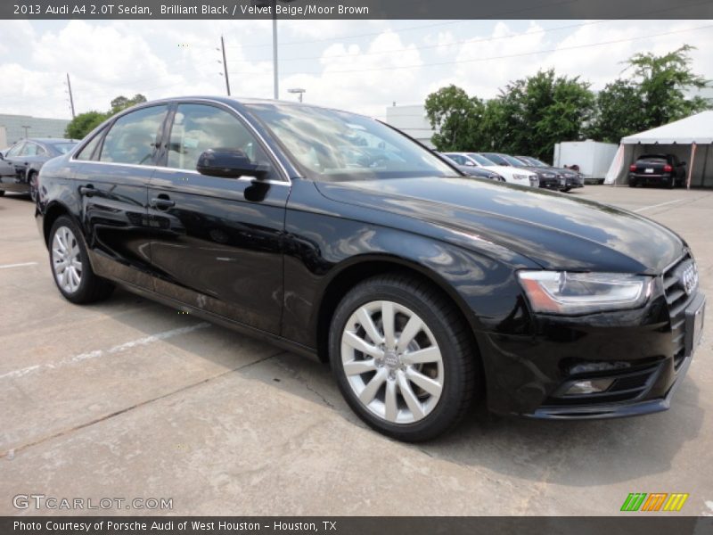 Front 3/4 View of 2013 A4 2.0T Sedan