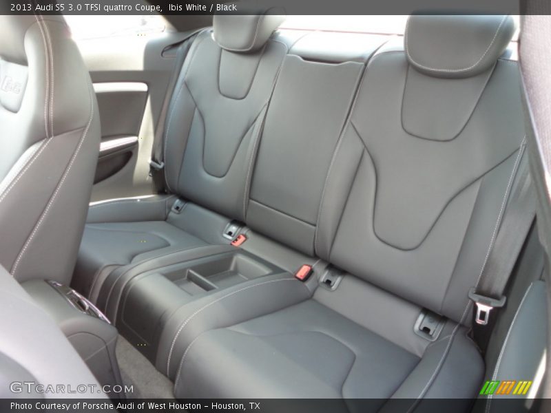 Rear Seat of 2013 S5 3.0 TFSI quattro Coupe