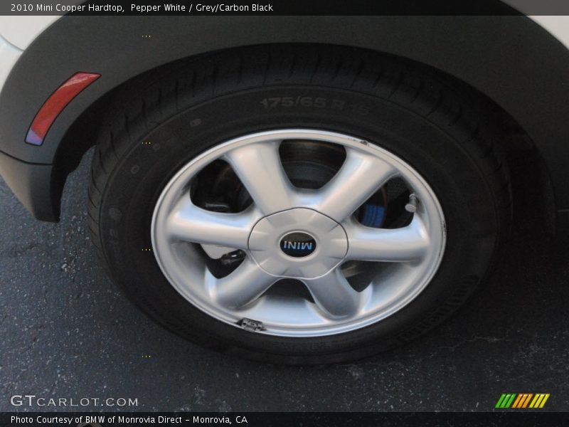 Pepper White / Grey/Carbon Black 2010 Mini Cooper Hardtop
