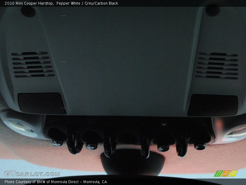 Pepper White / Grey/Carbon Black 2010 Mini Cooper Hardtop