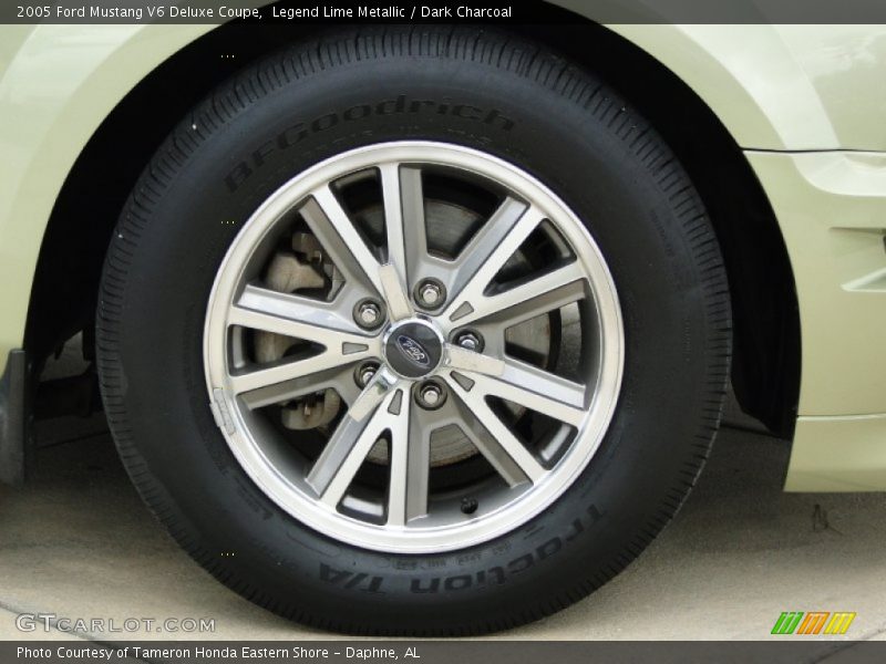  2005 Mustang V6 Deluxe Coupe Wheel