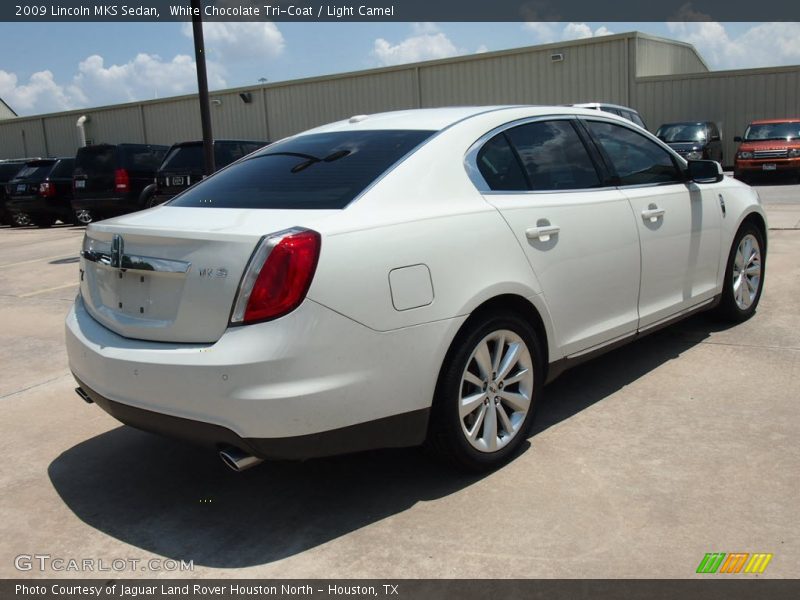 White Chocolate Tri-Coat / Light Camel 2009 Lincoln MKS Sedan