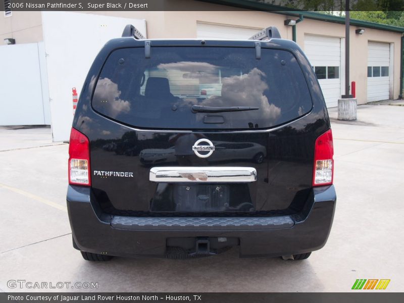 Super Black / Desert 2006 Nissan Pathfinder S