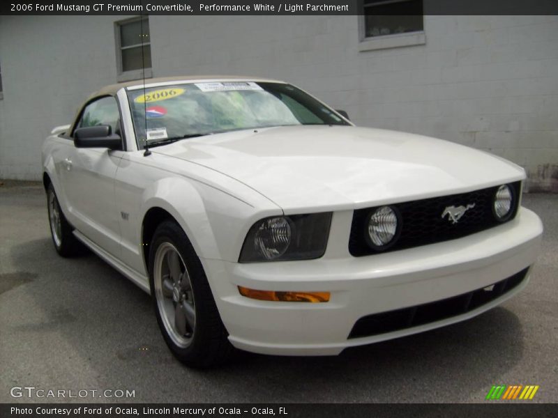 Performance White / Light Parchment 2006 Ford Mustang GT Premium Convertible