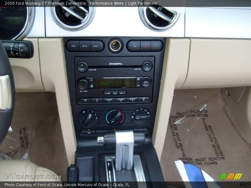 Performance White / Light Parchment 2006 Ford Mustang GT Premium Convertible