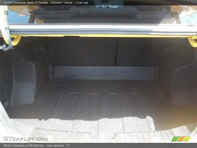 Summer Yellow / Charcoal 2009 Chevrolet Aveo LT Sedan