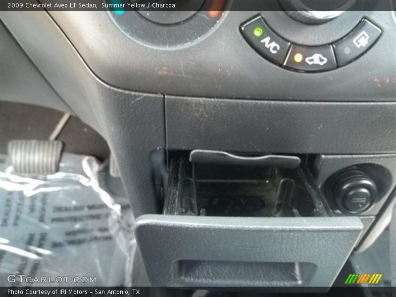 Summer Yellow / Charcoal 2009 Chevrolet Aveo LT Sedan